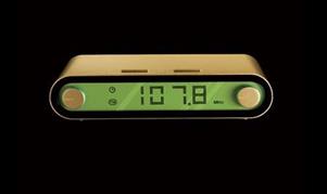 CLOCK JET GOLD LA77G